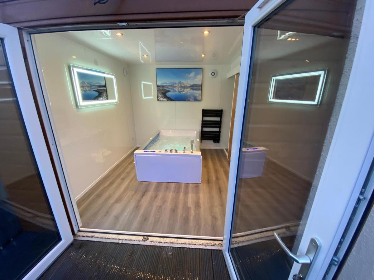 Highland Stays - Ben View Room & Jacuzzi Bath Fort William Eksteriør bilde