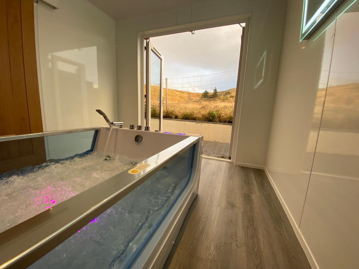 Highland Stays - Ben View Room & Jacuzzi Bath Fort William Eksteriør bilde