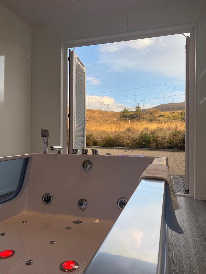 Highland Stays - Ben View Room & Jacuzzi Bath Fort William Eksteriør bilde